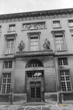 Cour intérieure du palais de Justice (Metz)